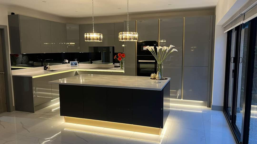 Luxury Island Kitchen, Manchester